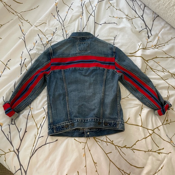 Levi’s Denim Jacket - Picture 3 of 3